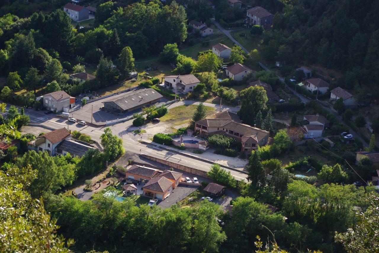 Résidence Le Grand Virage Pont-de-Labeaume Exterior foto